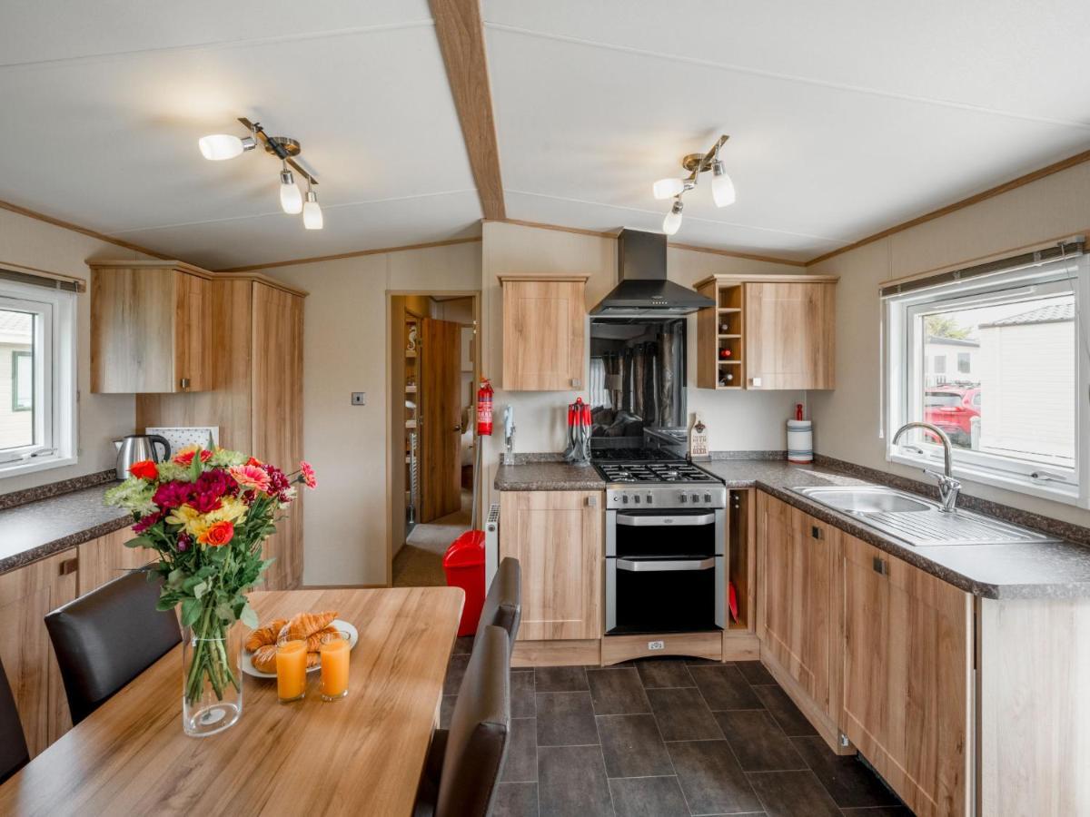Holiday Home Nairn Lochloy Golf View By Interhome Екстериор снимка